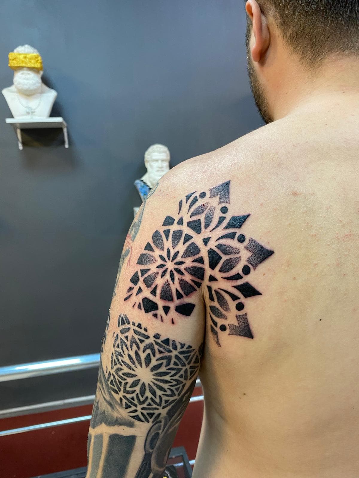 Fine line minimal dövme çalışması — Ersin Tattoo