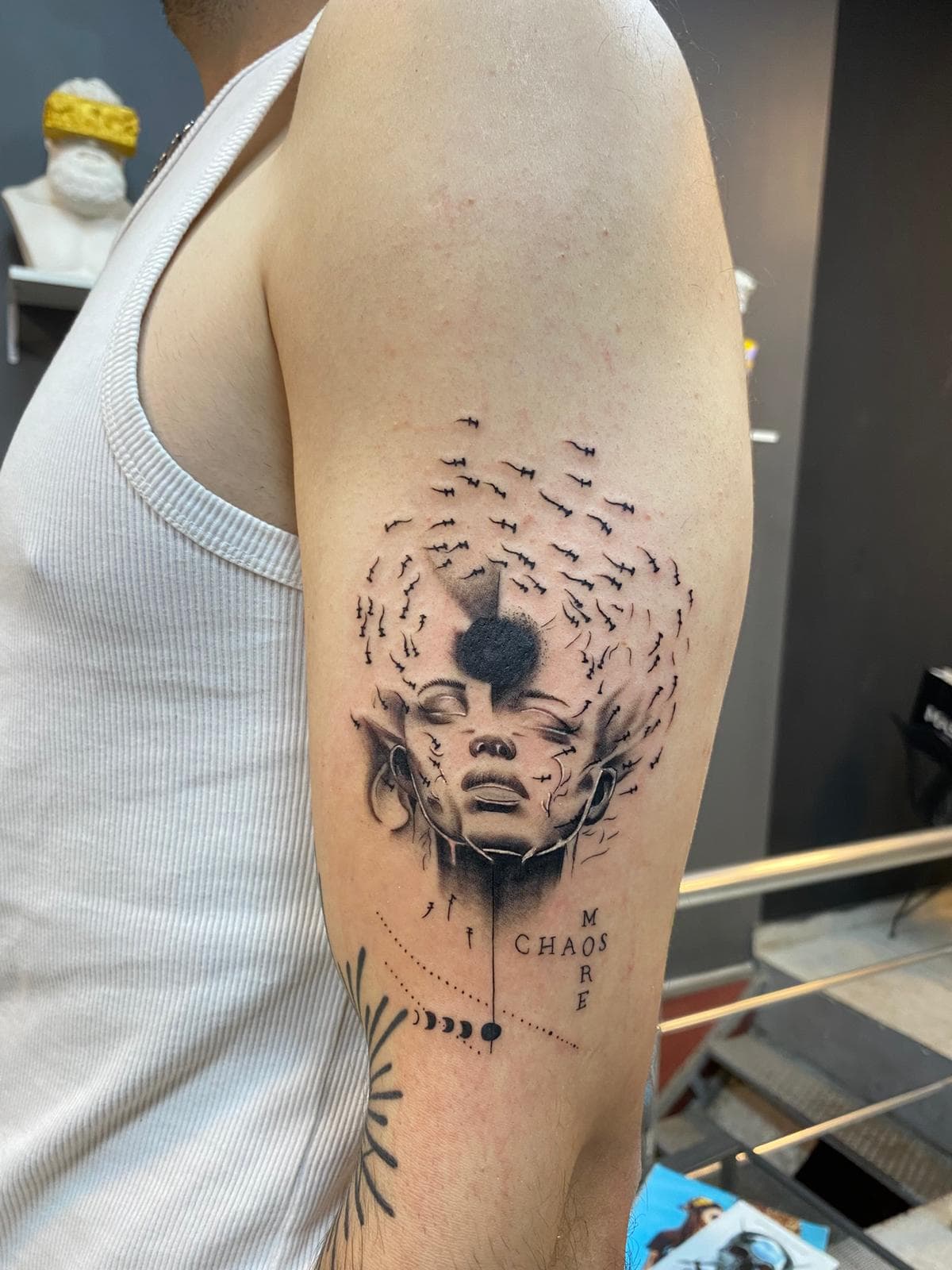 Realistik dövme çalışması, üç boyutlu efekt — Ersin Tattoo Bakırköy